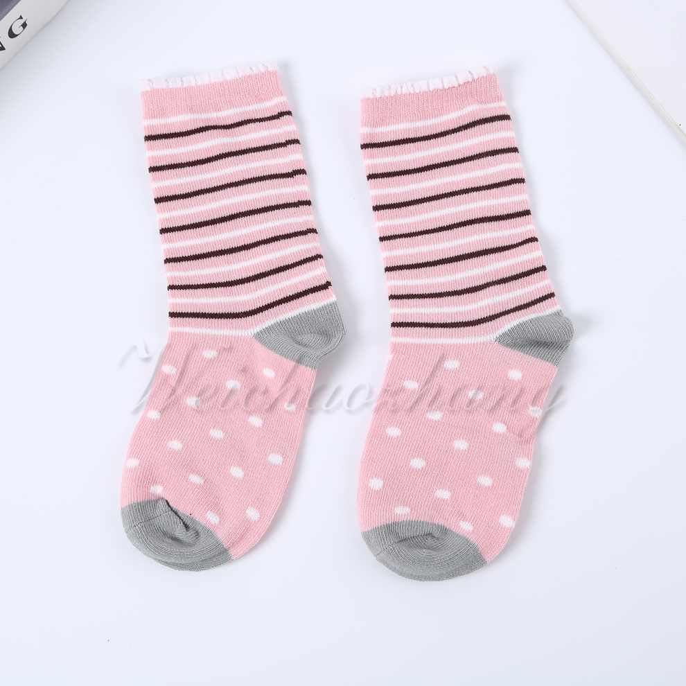 Polka dot striped bow flamingo pattern women's autumn and winter cotton-textured long socks are comfortable to wear and come in a variety of styles Item Picture