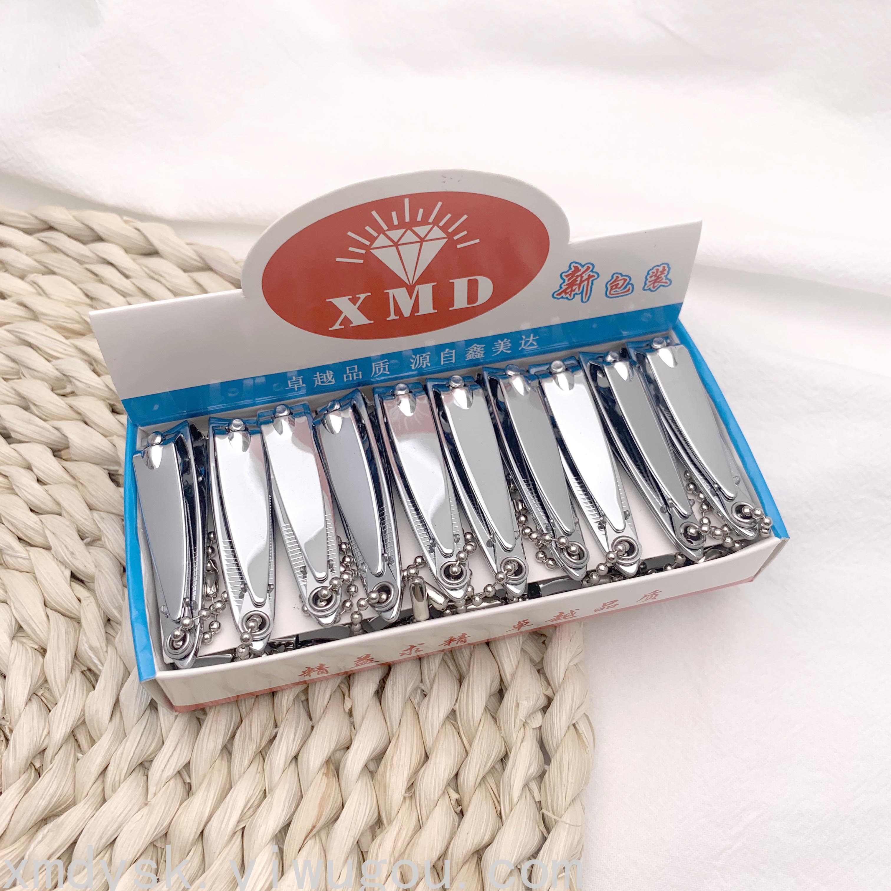 Xinmeida small nail clippers with files, key chains, cute cartoon nail clippers, wholesale nail trimming knives Specification image