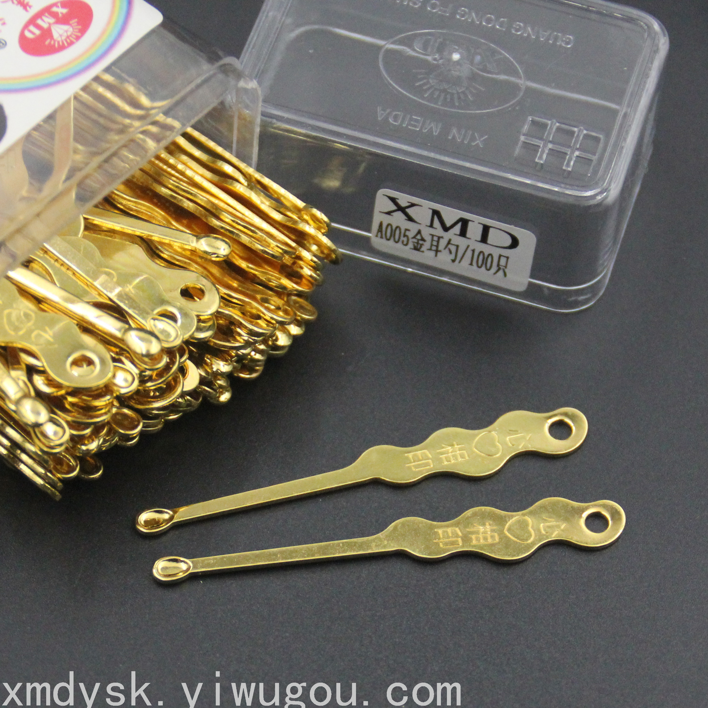 Xinmeida Factory wholesals custom-made ear spoons, advertising creative gifts, ear picks, ear scoops, and earwax removal tools A005 Application Scenario