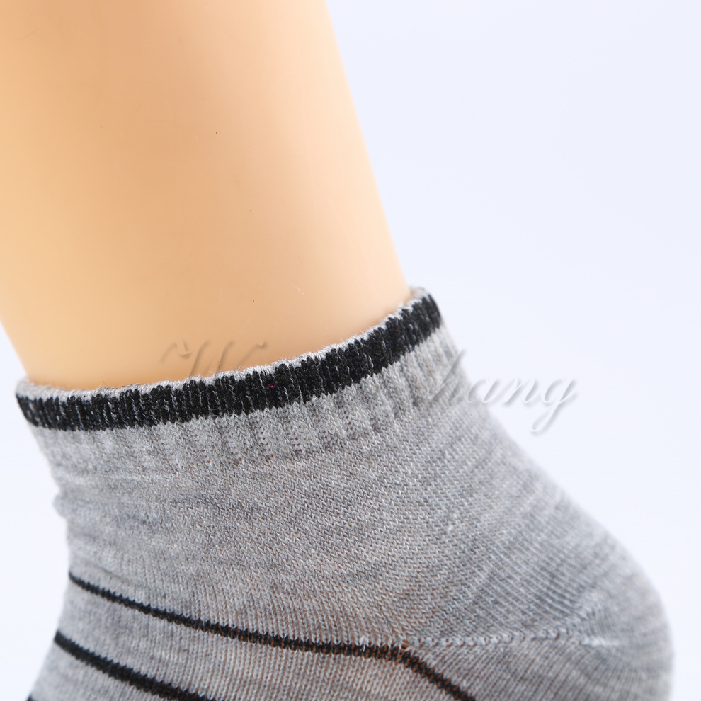 2021 Summer new striped pattern mixed color cotton socks, fashionable, sporty and casual men's and women's ankle socks factory direct sales Application Scenario