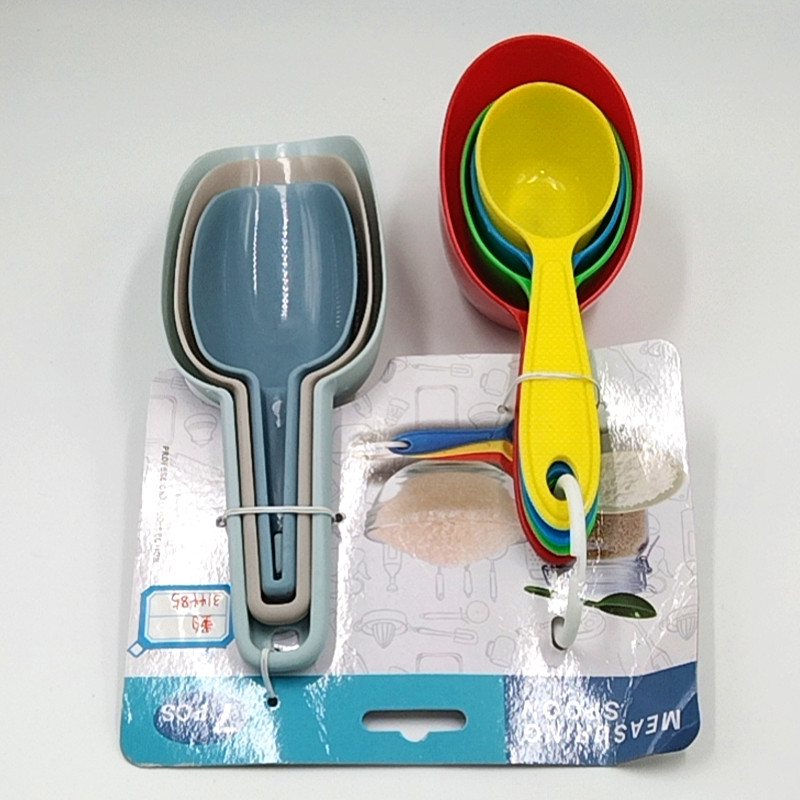 Family version thickened PP plastic ice spatula with engraved measuring spoons, colorful flour spatula, kitchenware food spatula, multi-functional spatula Specification image