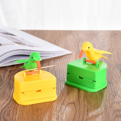 Wholesale of creative and personalized toothpick boxes, home creative bird automatic toothpick holders, simple and convenient bamboo toothpick boxes details Picture