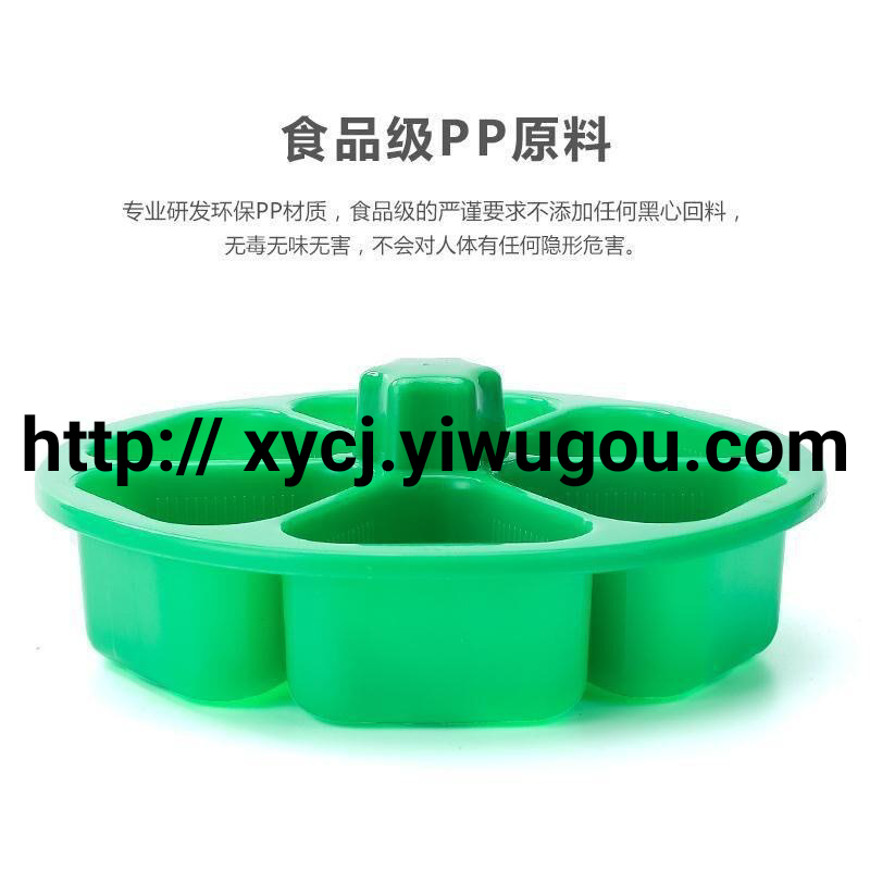 Triangular rice ball bento box, Japanese sushi mold, six-in-one, making tools for making seaweed rice rolls, mold box Application Scenario