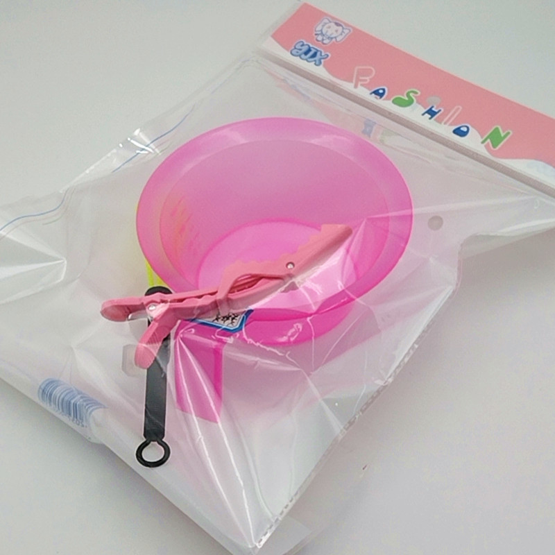 Family Edition hair dye bowl 3-piece set, hair dye bowl stirring stick clip set, hair salon oil dyeing and hair dyeing tools Application Scenario