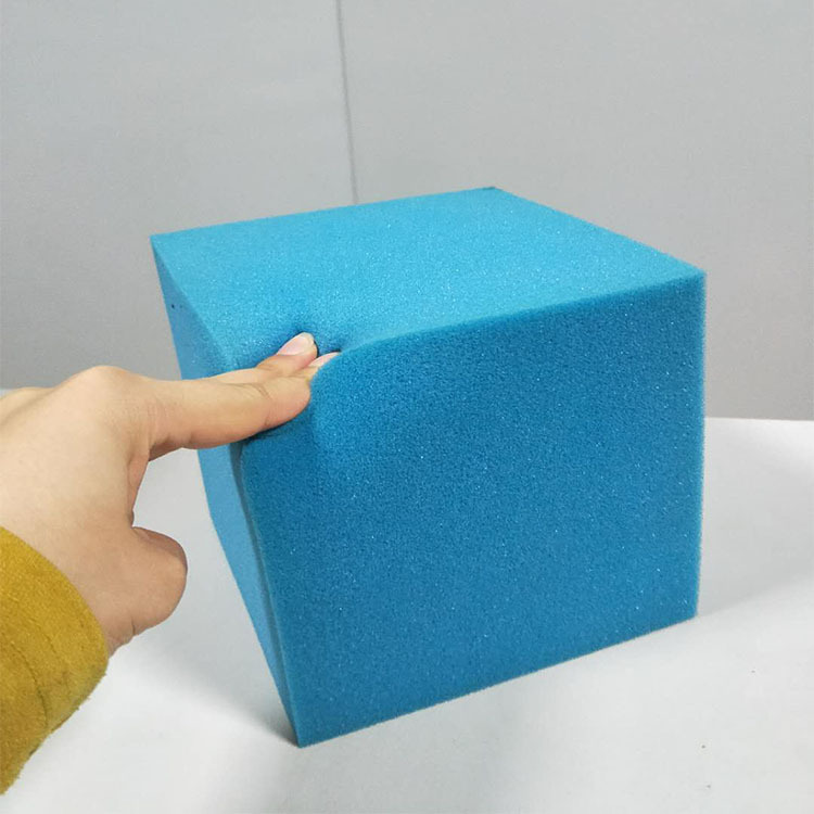 Amusement park sponge blocks, fireproof and flame-retardant trampoline sponge, high-density anti-collision sponge pool, colorful square sponge Specification drawing