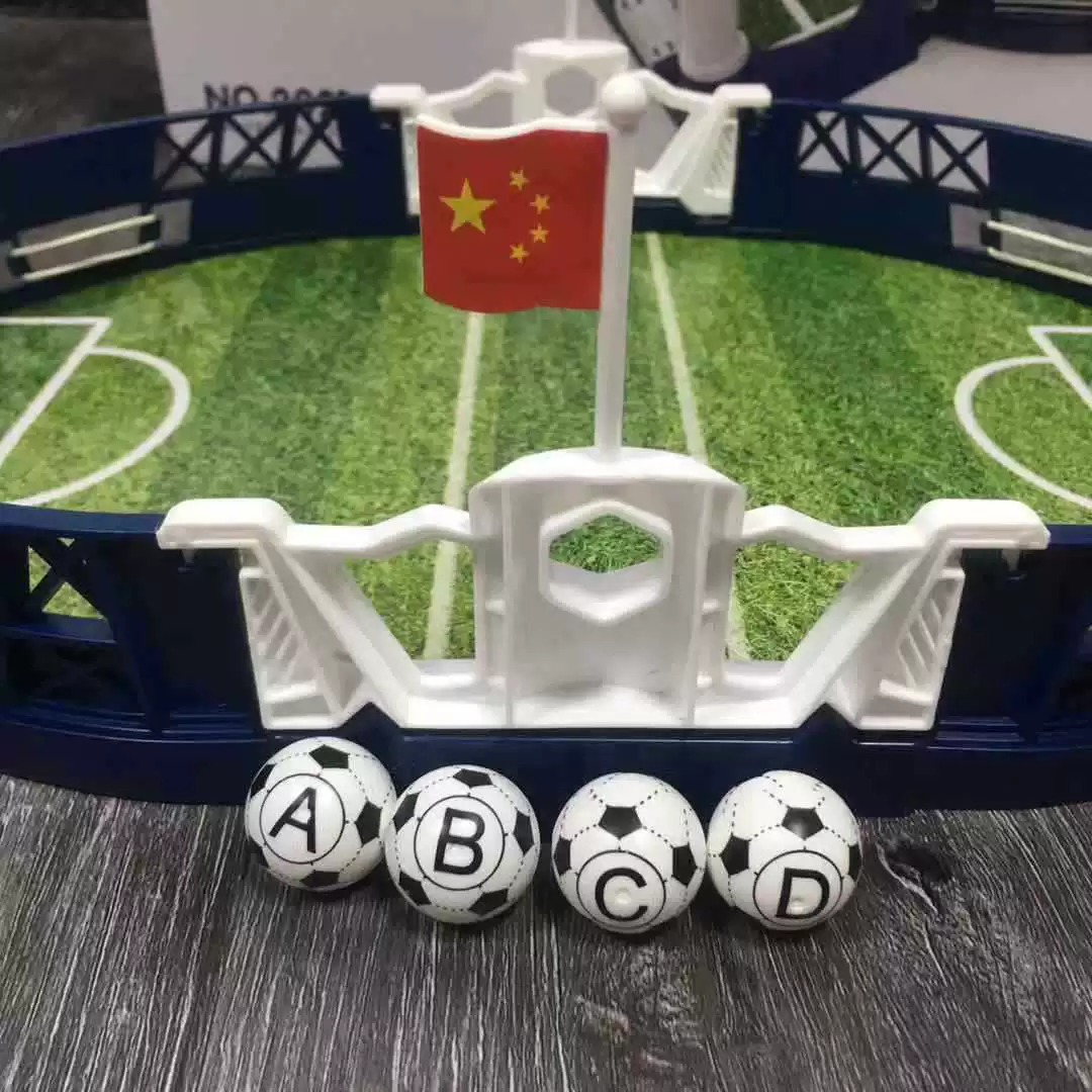 The cross-border children's casual two-person interactive battle set, a large-sized tabletop football game toy, is selling well at the street stall Application Scenario
