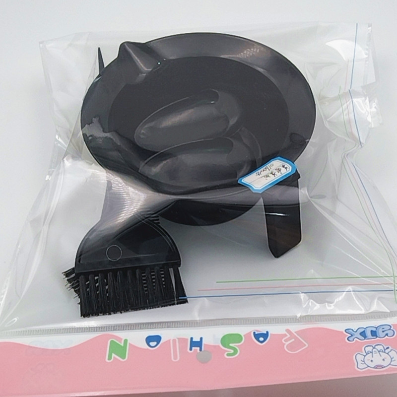 Best-selling hair salon, hair salon oil bowl, thick hair dye bowl, ear cups, hair dye comb, brush, hair care tools four-piece set details Picture