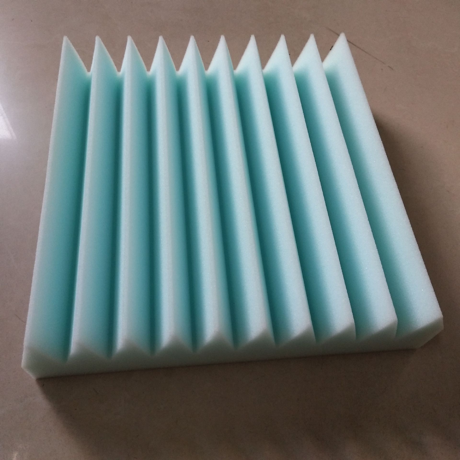 High-quality sponge, high-density shaped sponge, irregular-shaped wavy sponge, fireproof and flame-retardant polyurethane pu sponge from the sponge factory details Picture