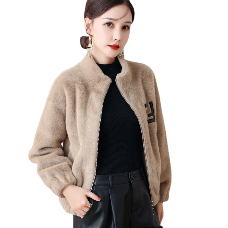 2021 Haining New Style Women's fur one-piece mink fleece short lambskin coat, elegant and slimming fur coat Item Picture