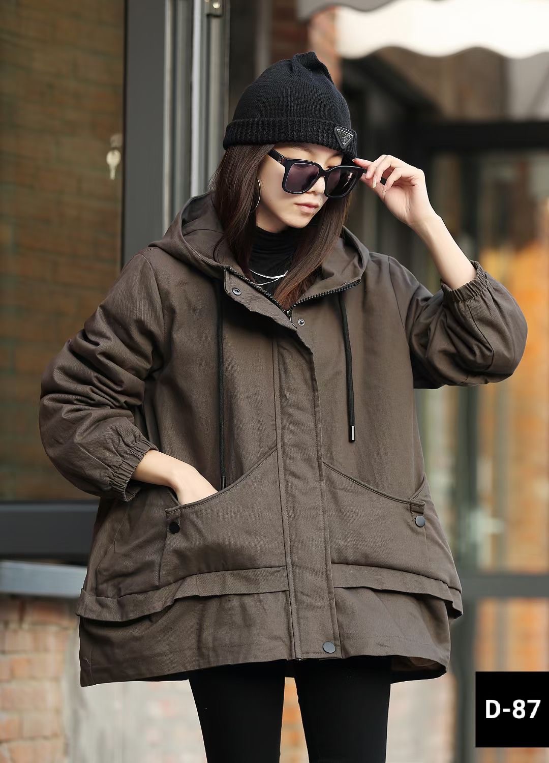 This premium Korean-style fleece rabbit fur lining style overcomes the trend of thick, hooded short trench coats in solid colors for winter warmth Specification image