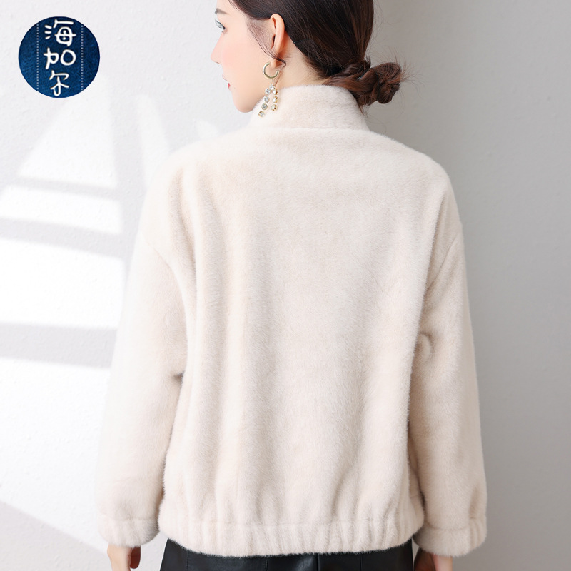 2021 Haining New Style Women's fur one-piece mink fleece short lambskin coat, elegant and slimming fur coat Application Scenario