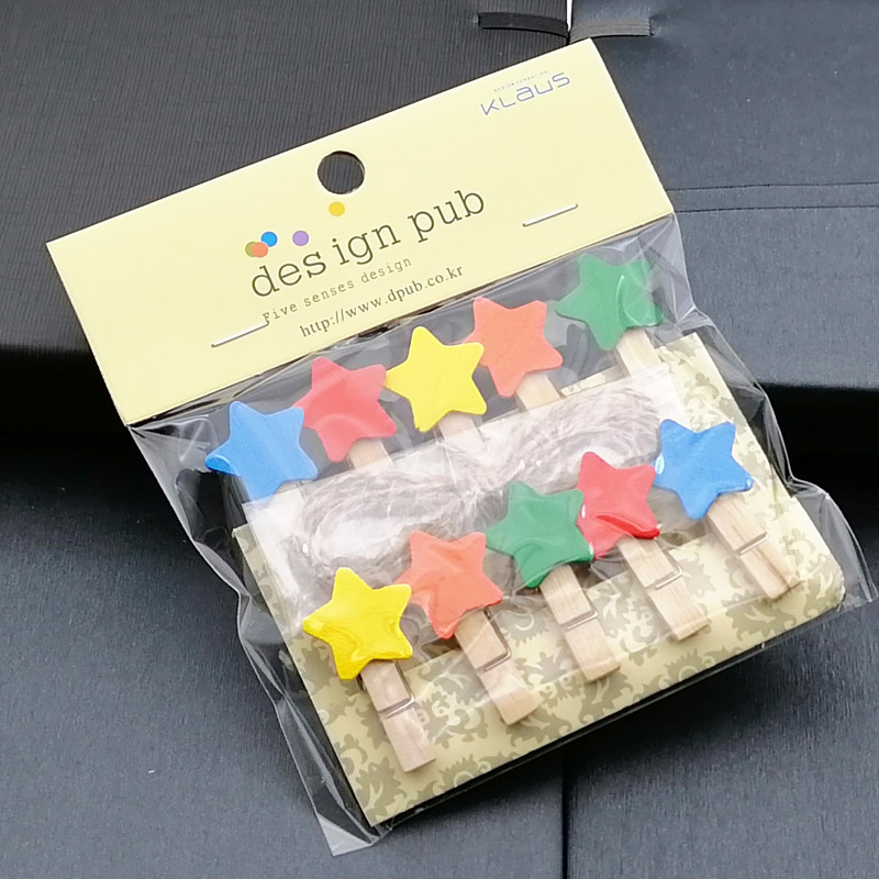 L3426 10 small wooden art clips, fine clips, coat clips, sock clips, trouser clips, grape clips Application Scenario
