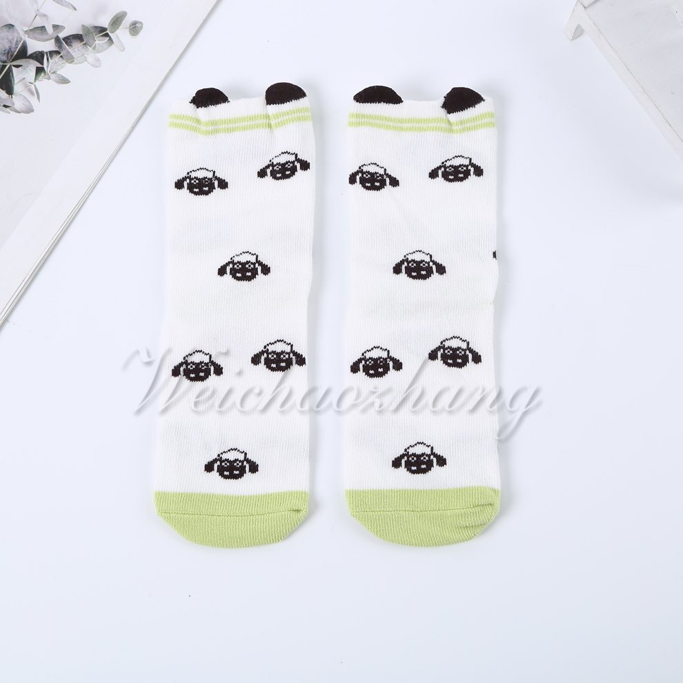 A variety of animal-themed patterned Ins-style cotton socks for autumn and winter, comfortable and versatile student cotton socks for children Specification image