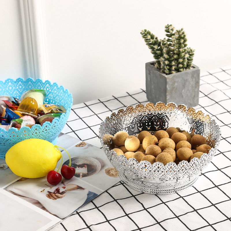Factory direct sales creative home living room snack and dried fruit plate, large capacity round tray, plastic hollowed-out fruit plate