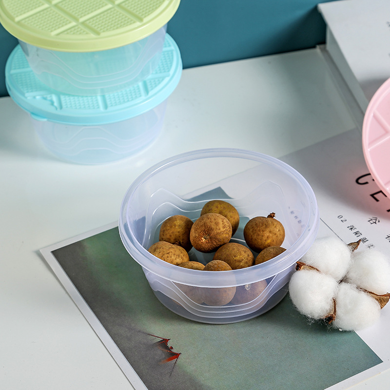 Factory direct sales of household plastic transparent refrigerator storage boxes, snack and fruit and vegetable storage boxes, and round fruit preservation boxes Application Scenario