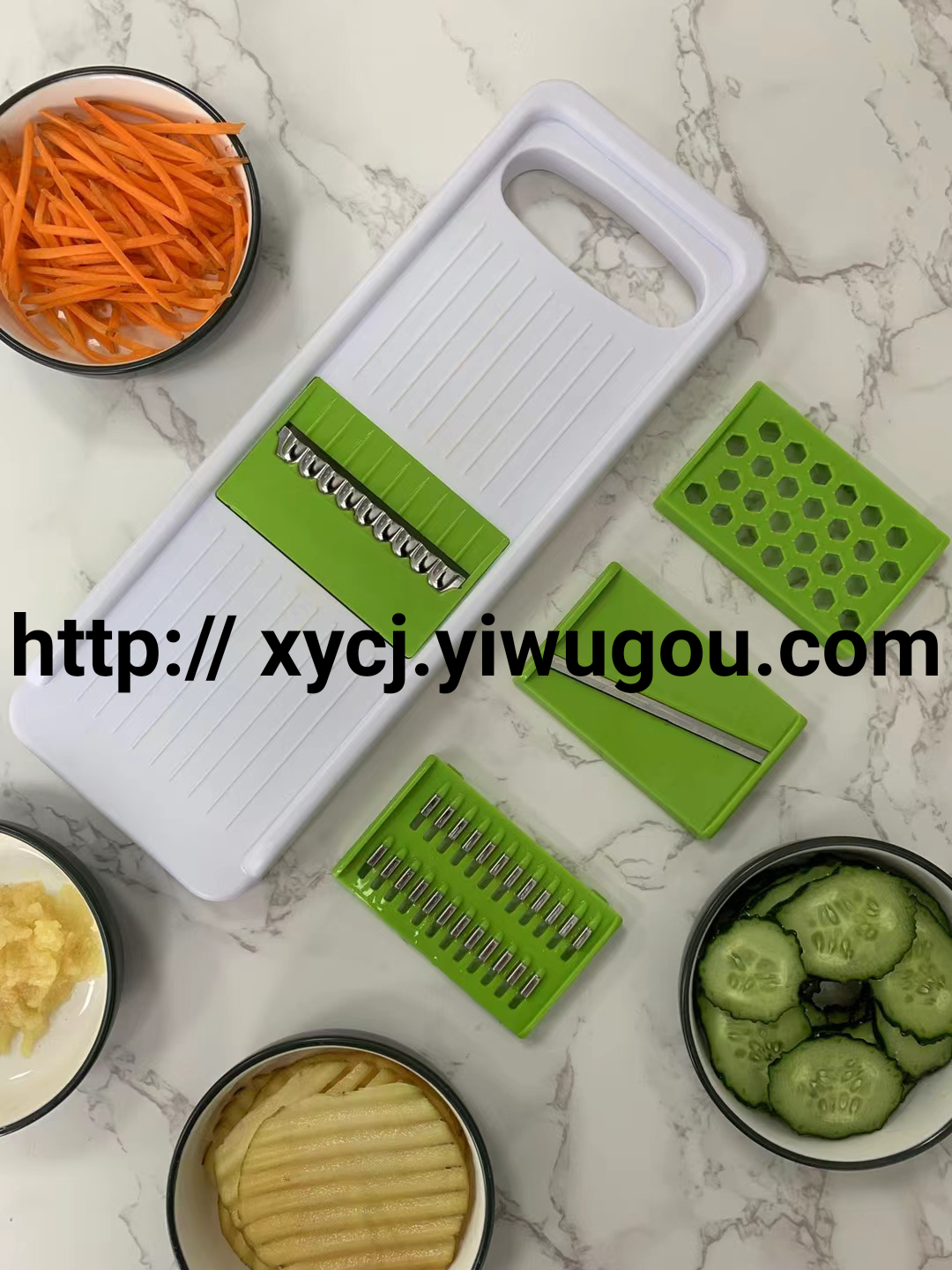 New explosive vegetable cutter grater