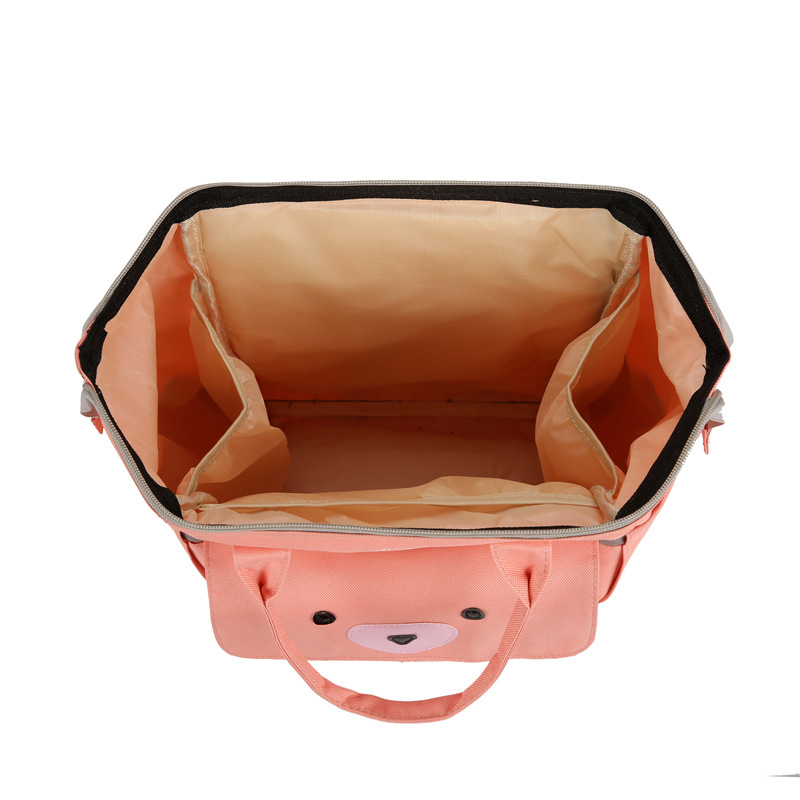 Baigou Factory's Mommy Bag, Bear style, double-shoulder mother and baby bag wholesale, waterproof, large-capacity baby bottle, diaper bag, Mommy Bag Application Scenario