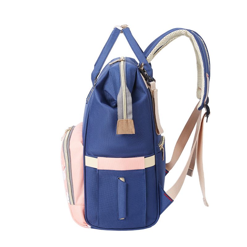Factory-customized baby and mother bags, waterproof large-capacity baby bottles, diapers, mother bags for new mothers, double-shoulder hand-carry mother bags for travel Application Scenario
