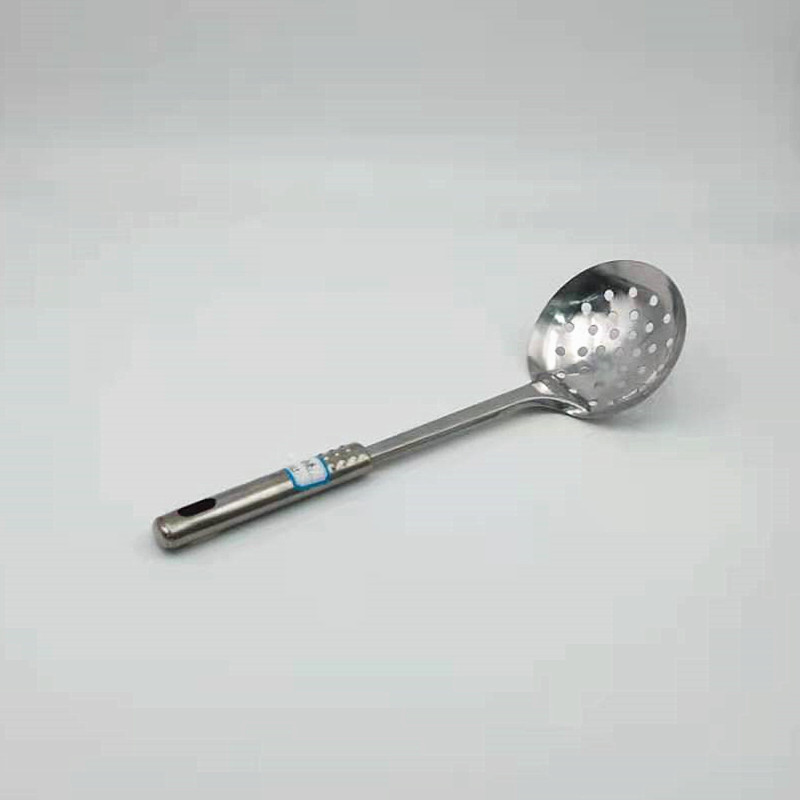 Best-selling multi-functional traditional stainless steel strainer, stainless steel soup spoon, stainless steel hot pot spoon, stainless steel soup strainer Application Scenario
