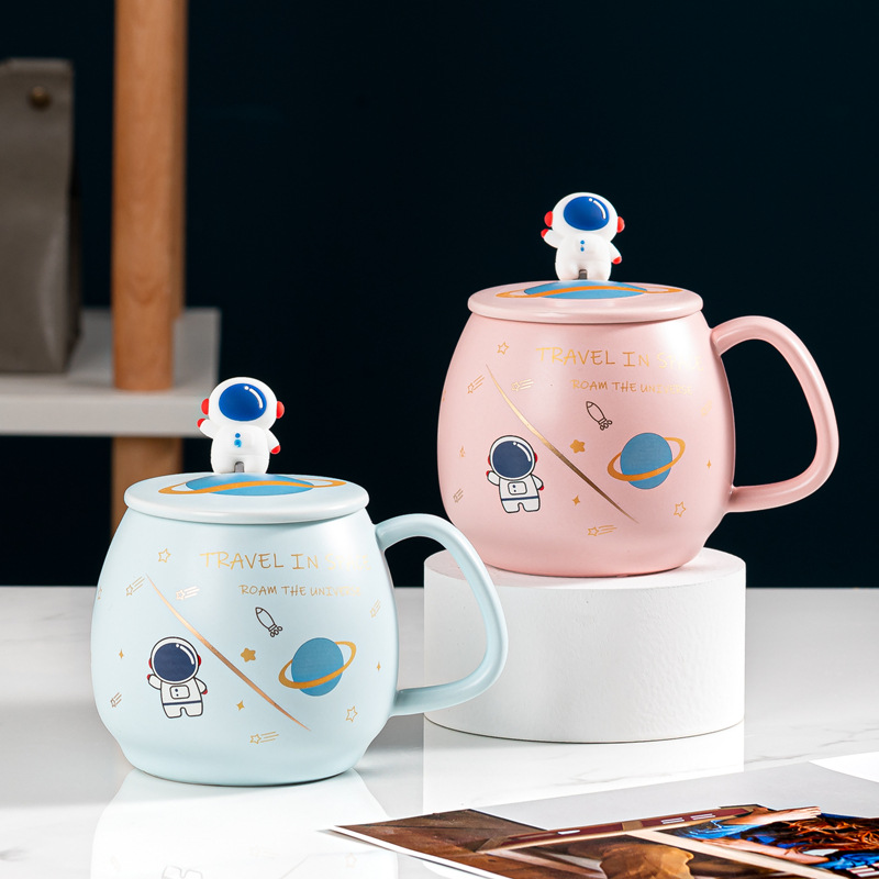 网红太空星球陶瓷杯宇航员水杯新款马克杯带盖勺学生早餐咖啡杯子