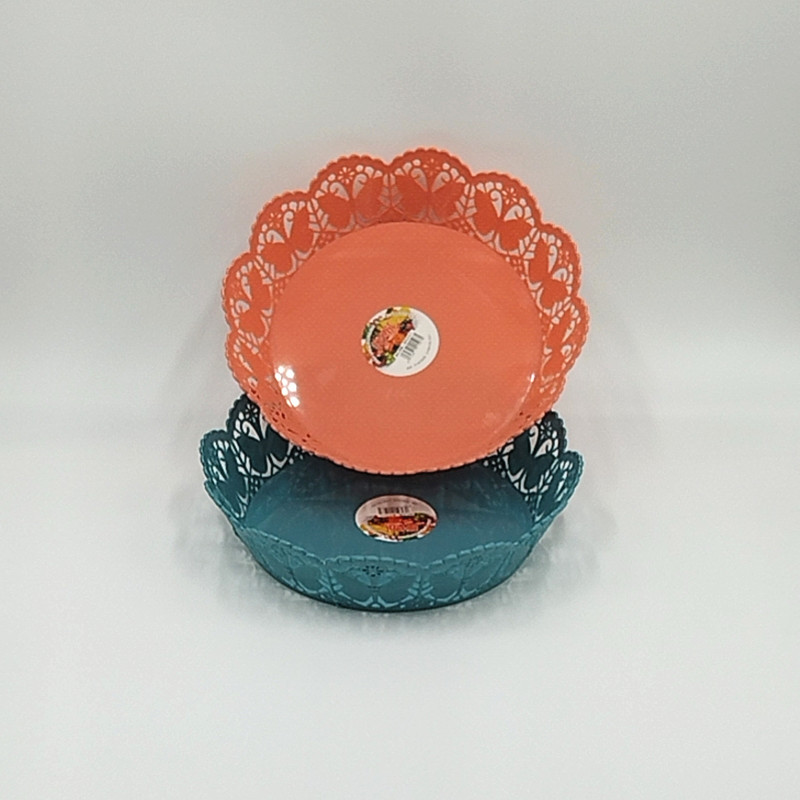 Creative circular lace sundries basket, kitchen storage basket, storage basket, fruit basket, storage basket with various hollowed-out lace Application Scenario