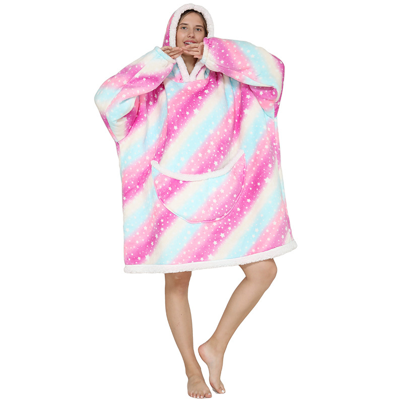 Lazy Blanket Compound Lamb Wool Pullover Flannel Hoodie Tv Tv Blanket Hooded Lazy Coat Outdoor Warm Pajamas Application Scenario