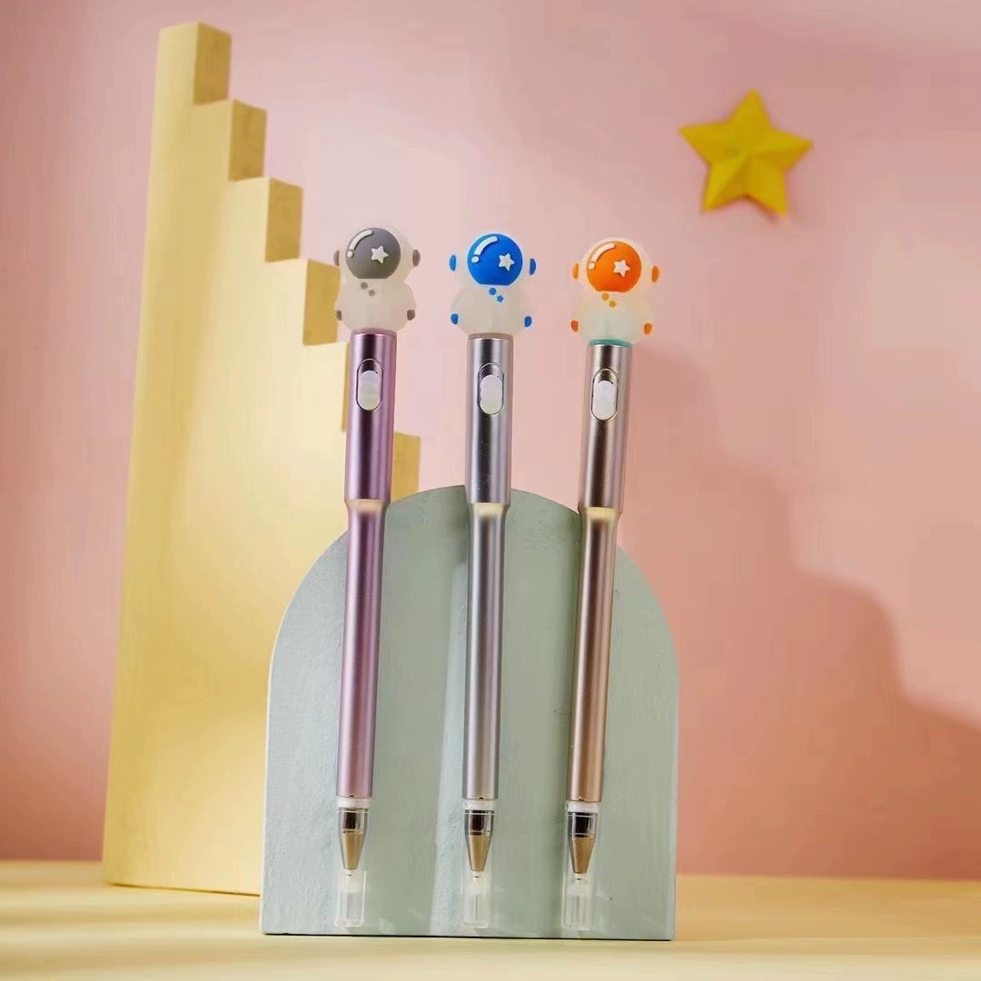 New cute astronaut silicone gel pen with light, cartoon space astronaut LED light gel pen, luminous pen pad Specification drawing