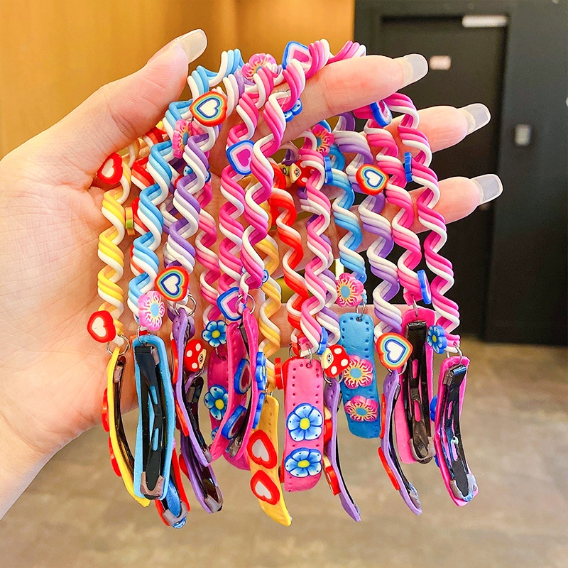 Children's small flower braided hair tie, dirty braid, curly hair tie, little girl candy-colored hair accessory, cute girls' hair accessory Application Scenario
