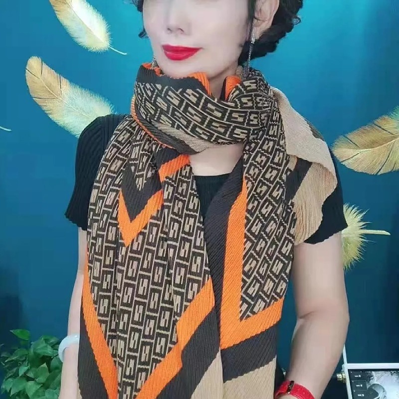 韩国棉麻手感压绉围巾女春秋季薄款洋气纱巾2021新款百搭褶皱披肩