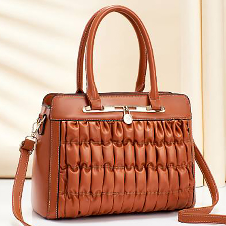 A tripod bags A06