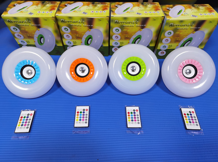 LED chubby round Bluetooth speaker light, music UFO light, seven-color RGB smart remote control UFO audio light, wireless remote control Item Picture