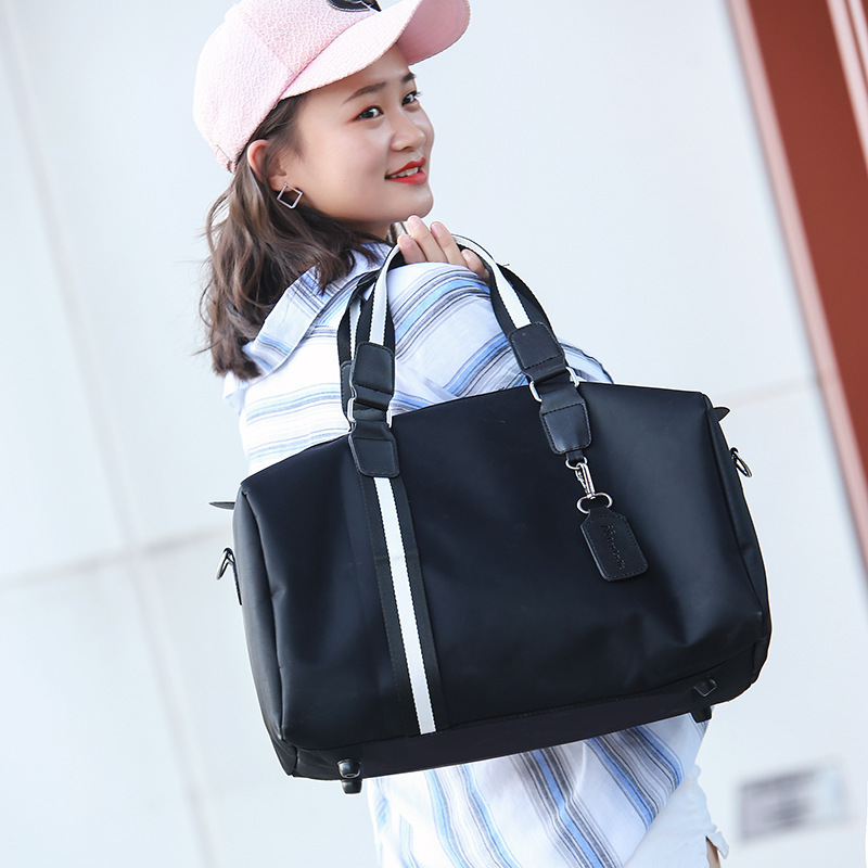 Nuevo estilo corta distancia bolsa de viaje portátil bolsa de ejercicios bolsa de yoga para mujeres separación seca y húmeda zapatos posición bolsa de entrenamiento al por mayor