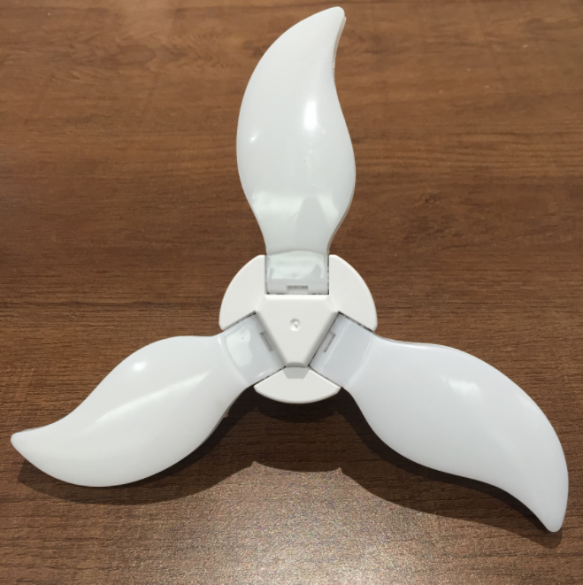 LED灯迷你芒果3叶折叠叶子灯mini叶子灯车库家用装饰超亮照明灯