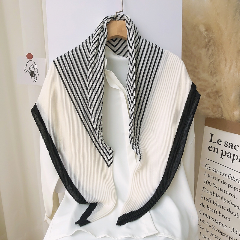 Spring And Autumn Korean Version Of The New 90Cm Square Scarf Crumpled Imitation Cotton And Linen Scarf Autumn Wear With Black And White Two-Color Silk Scarf Wholesale Specification drawing