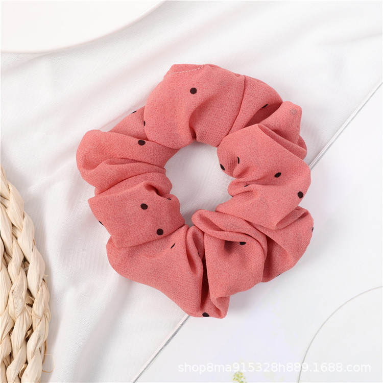 New cross-border Amazon fabric dot Dot large intestine circle hair band, fresh and clean elastic elastic band hair accessory Application Scenario