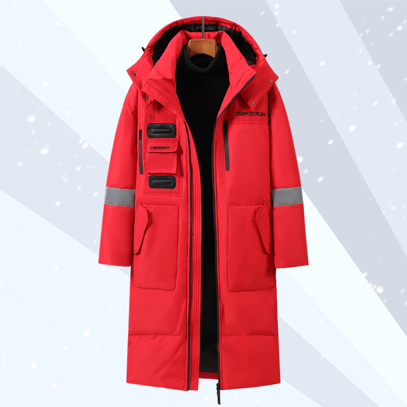 The 2021 winter new down jackets for men are long and knee-length, a trendy mid-length couple's fashion brand, and a thickened men's coat details Picture