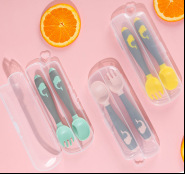Good baby baby baby spoon Baby silicone food soft spoon feeding milk feeding water newborn soup spoon born