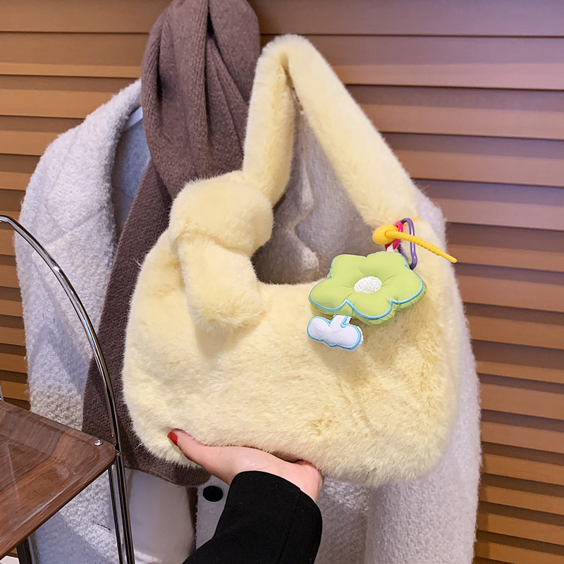 Winter fur bag women 2021 new Korean plush bag fashion young women shoulder bag fashion underarm bag