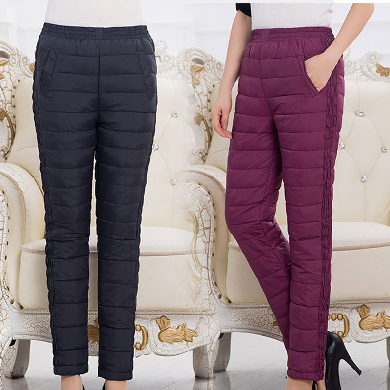Elderly women wear high-waisted, thickened, loose, straight-leg down pants. Middle-aged mothers and middle-aged and elderly women wear down cotton pants