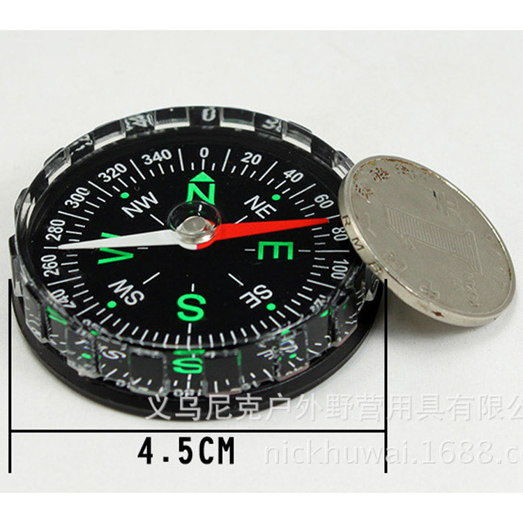The DC45A is a simple and lightweight compass, a great helper for travel and camping. It has an outer diameter of 4.5CM and is mini Specification image