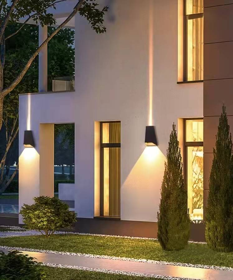 LED outdoor wall lamps, waterproof double-head bedroom and living room bedside lamps, up and down spotlights, corridor and staircase exterior wall lamps Item Picture