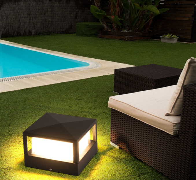 LED outdoor waterproof wall lamps, European-style corridor, balcony, fence, courtyard lamps, garden, hotel, lawn led column head lamps Application Scenario