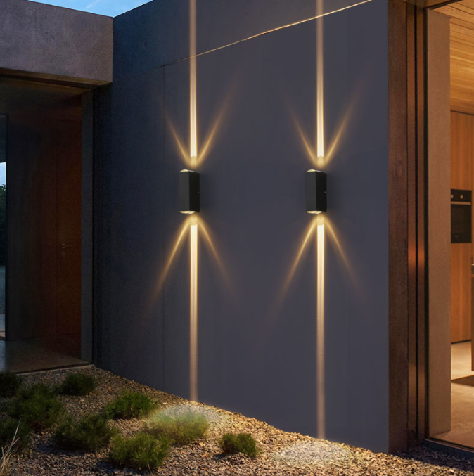 A beam of light-focused outdoor waterproof courtyard dual-head LED wall-washing light, corridor, staircase, exterior wall lamp, 2W Application Scenario