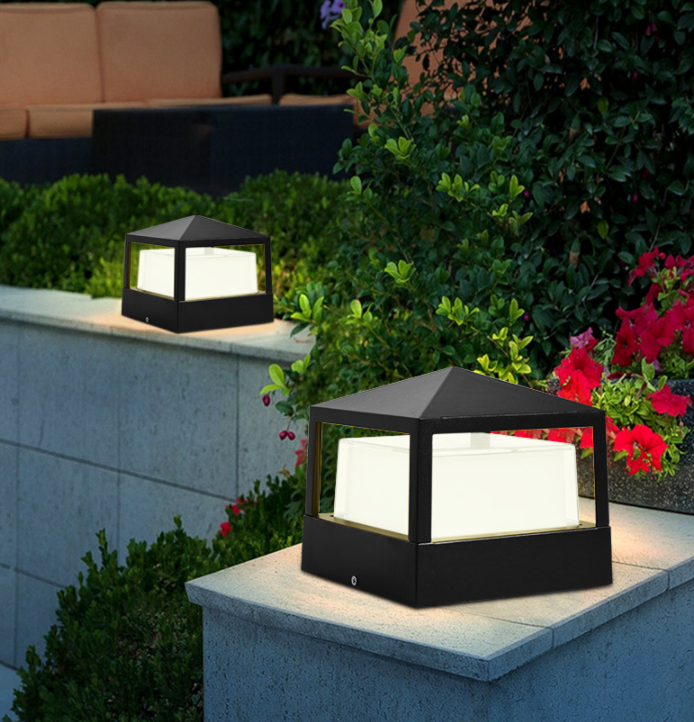 LED outdoor waterproof wall lamps, European-style corridor, balcony, fence, courtyard lamps, garden, hotel, lawn led column head lamps Specification image
