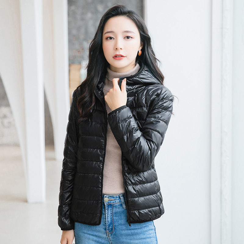 Wholesale of 2021 winter new lightweight down jackets, short hooded women's large-sized white duck down women's coats Specification image