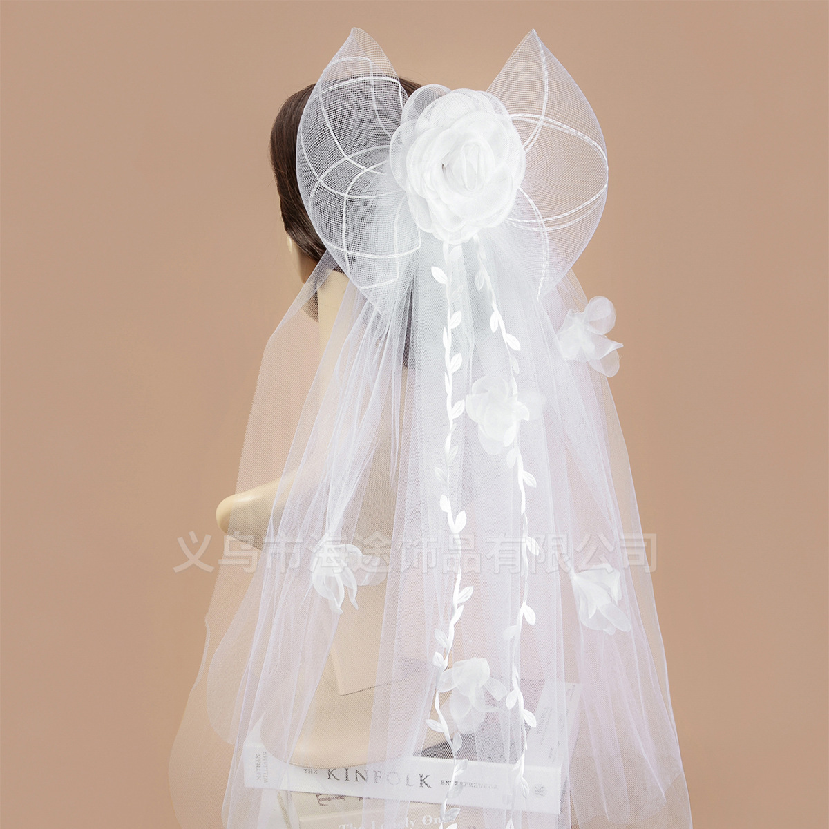 Forest-themed, elegant and new super fairy-like veil for brides, main wedding dress headwear, photo shoots, and props. Direct supply from the manufacturer Application Scenario
