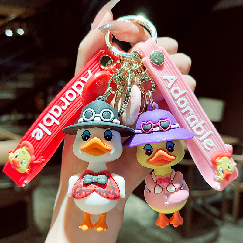 New keychain pendants, cute little duck pvc doll accessories, car keychain chains, Yiwu Specification image