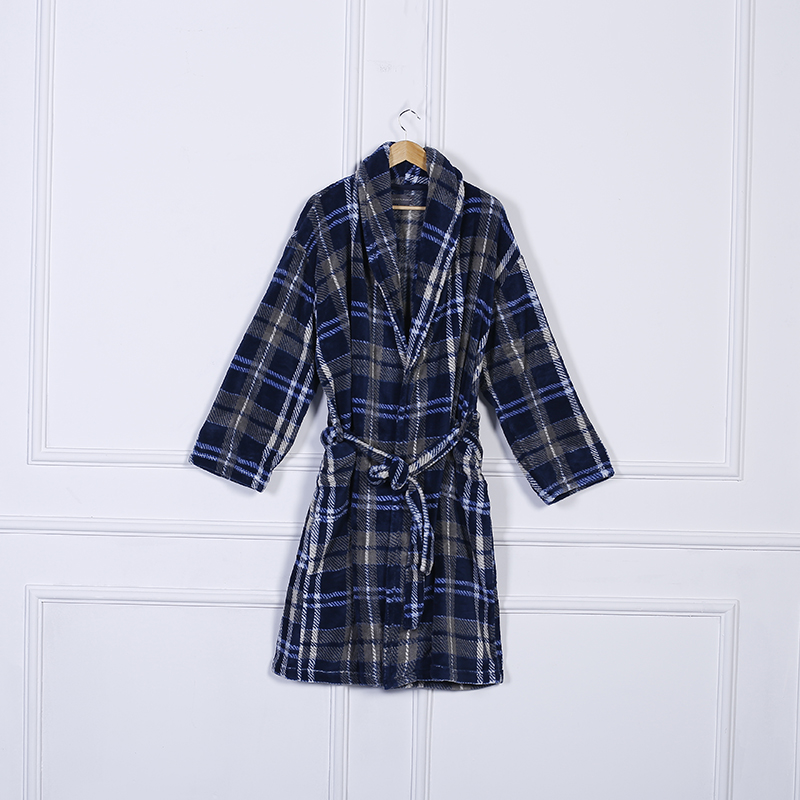 Minpeng high-end flannel printed bathrobes, coral fleece bathrobes, export large-sized pajamas, home wear, warm autumn and winter clothing details Picture