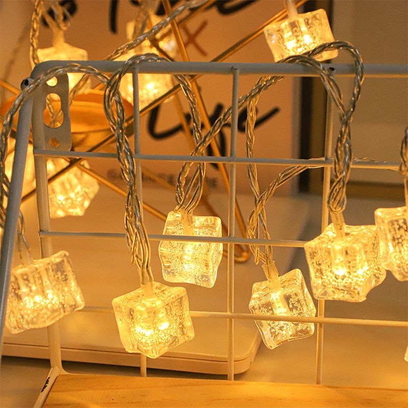 Factory directly for Amazon selling ice bubble lamp string solar small color lights battery string lights LED installation thumbnail