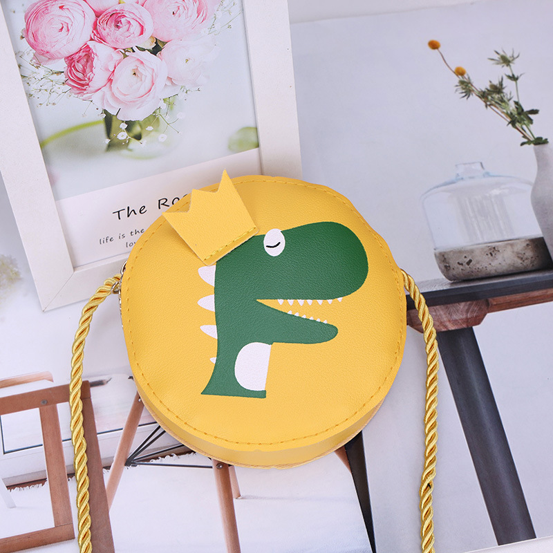 New creative dinosaur crossbody bag, fashionable and individual pu coin purse, cute card Tong kindergarten girl single-shoulder bag Application Scenario